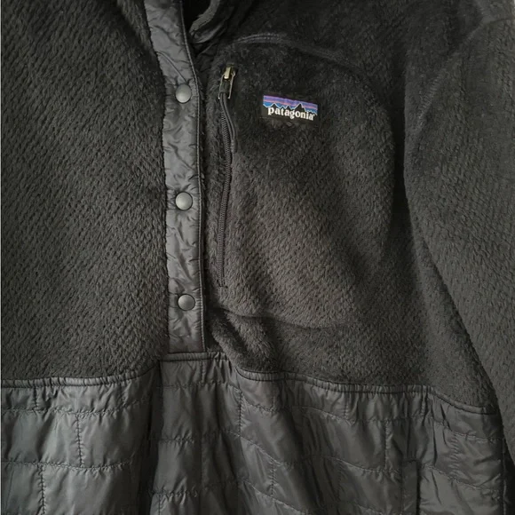 Patagonia Women's Re-Tool Hybrid Pullover Size Large in excellent condition - Picture 3 of 5